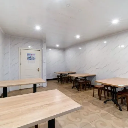 YIBO Hotel (Jiaxing Wangdian Meijia Road)