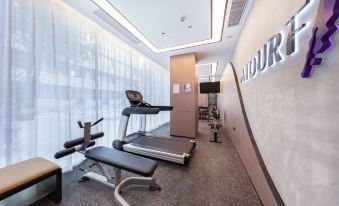 Chengdu Consulate Road, Sichuan University Wangjiang Campus Atour Hotel