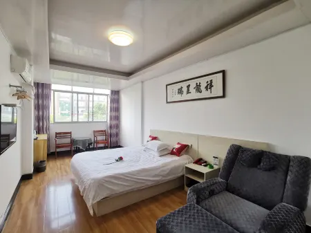 Ji'an Xianglong Hotel (Ji'an Railway Station)