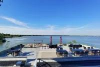 Long Lake Elegant Garden Отели в г. Старый город Цзиньси