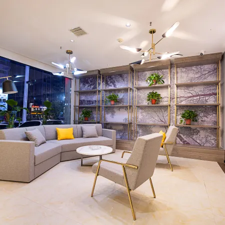 7 Days Premium Hotel (Xinmi Qiaotou Night Market)