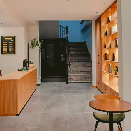 Qitong Business Hotel