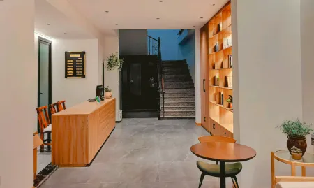 Qiqi Business Hotel Отели рядом с достопримечательностью «Nanshan Bulao Valley Scenic Area»