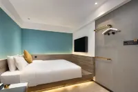 Me Young Me House Hotel (Changsha Wuyi Square Helong Stadium Branch)
