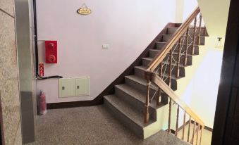 2. 킴 댓 B&B..
