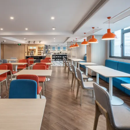 Holiday Inn Express QINGDAO CITY CENTER by IHG