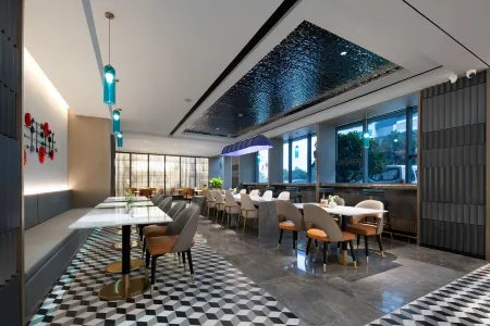 Wassim Hotel (Wuhan Tianhe Airport Aviation Headquarters Subway Station) Отели рядом со станцией Tianhe Airport Station