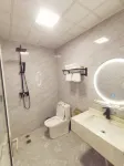 Hebi Qiuxi Business Hotel