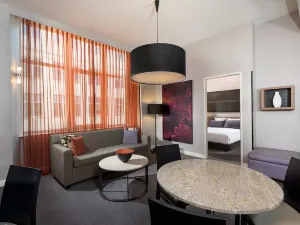 Adina Apartment Hotel Berlin Checkpoint Charlie