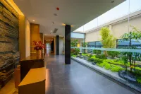 YJ JIANG NAN HOTEL