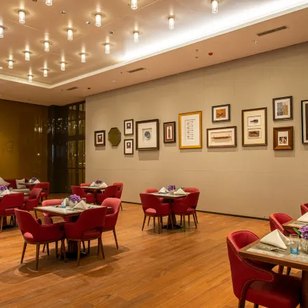Sanmenxia Swan Yun International Hotel