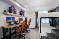 Yinhu Electric Sports Hotel (Haikou Friendship Sunshine City Shop)
