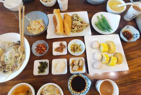 Bushe Banjuan Hostel Отели рядом с достопримечательностью «Gaoqian Ancient Residence»