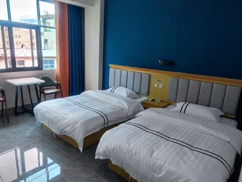 Honghe Mountain Eagle Hotel Hôtels à : Honghexian
