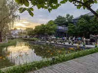 Beijing Longshan Xinxin Town Chamber Hotels near Beijing Film Academy (Huairou Campus)