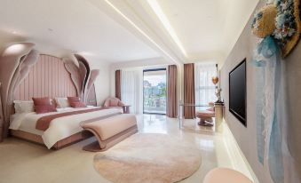 Nankelili Resort Hotel (Xishuangbanna Gaozhuang Xingguang Night Market Branch)
