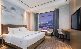 Foshan Haiyi Hotel (Xiqiaoshan Guangdong Eternal Love Branch)