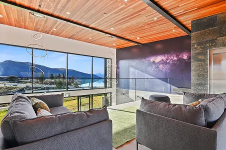 Grand Suites Lake Tekapo Отели рядом с достопримечательностью «Tekapo Escape»