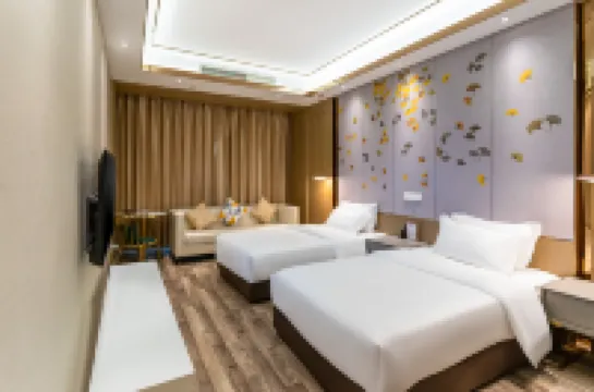 Emeishan Baiyin Hot Spring Smart Hotel