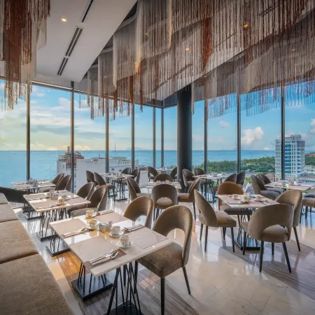 Draco Hotel & Suites