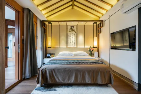 Caiyunjian Boutique Inn (Renwen Tese)