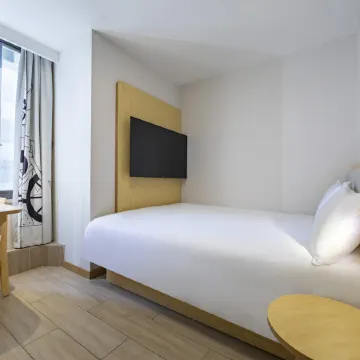 Hi Inn (Shanghai The Bund Nanjing Road Pedestrian Street)