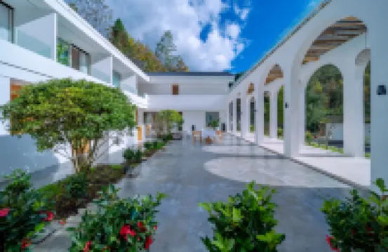 Xueshanxia Homestay