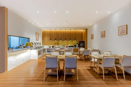 Shutu Hotel (Shuyang Shuangqing Wanshui Street Branch) Отели рядом с достопримечательностью «Fuyang Technology Vocational School»