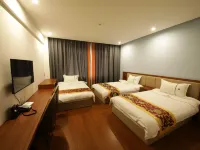 Ganglong Panling Hotel, Dege County Hotels in Dege