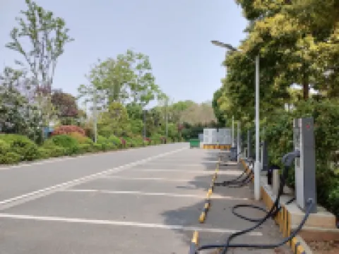 美度輕居公寓（崇盛國際中心店）