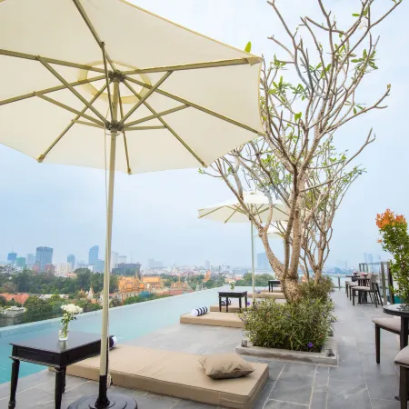 GLOW PARK HOTEL Grand Royal Palace
