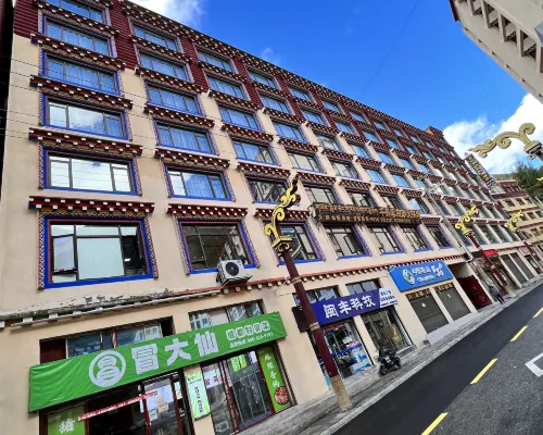 Ganglong Panling Hotel, Dege County Hotels in Dege