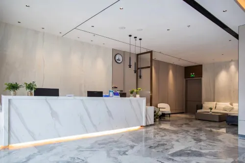 GELI Hotel (Hepu Meirenyu Square)