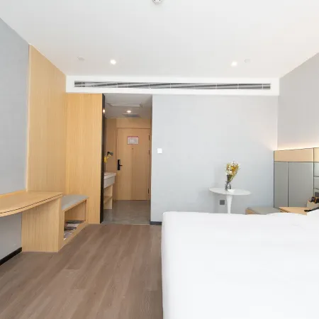 GEM Hotel (Wanda Plaza Kashgar)