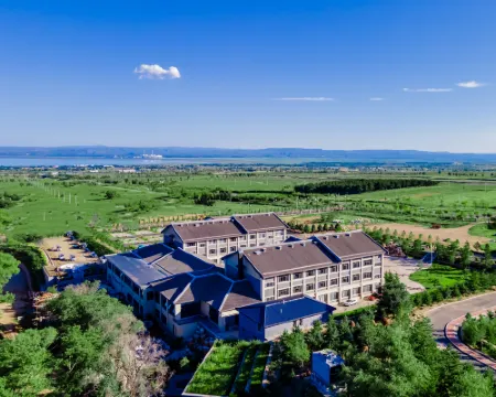 โรงแรมบ่อน้ำพุร้อนหมาชี่ เหลียงเฉิง อูลานกับ โรงแรมในเหลียงเฉิง