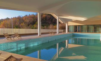 Yunju Lushanli Hot Spring Resort
