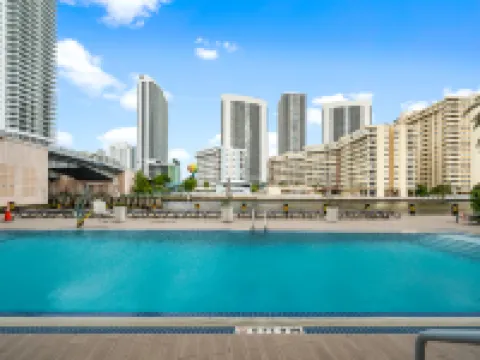 Hallandale Hideaway Hotels in Hallandale Beach