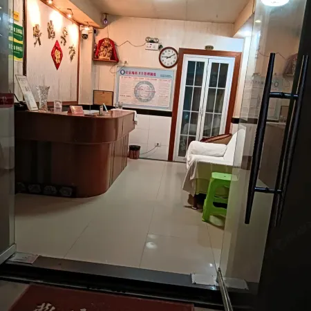 Huahong Hotel