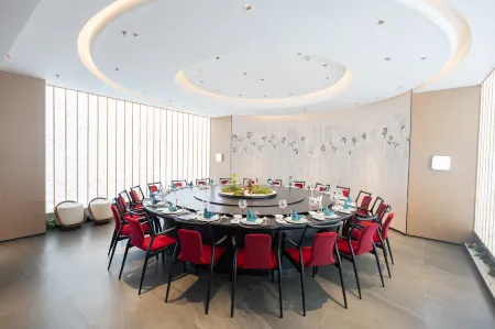 Lu'an Tea Night Hotel