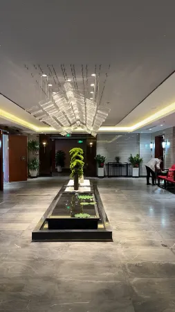 Qinhuangdao Yuhan Hotel (Qinhuangdao Alley Branch) Отели рядом с достопримечательностью «Qinhuang Botanical Garden»