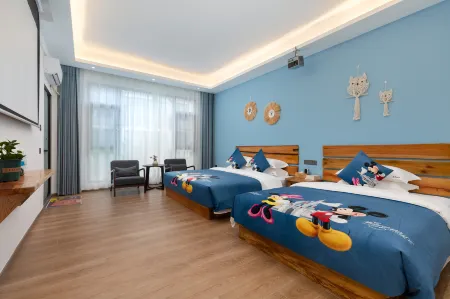 Miye Mountain Residents (Libo Xiaoqikong East Gate Store)