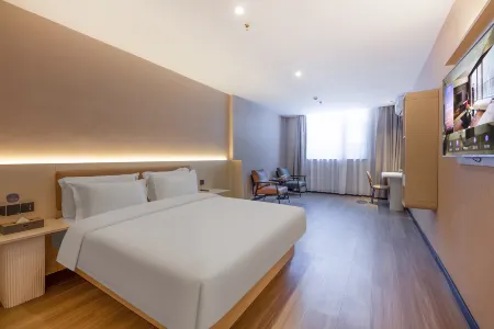 Home Inn Ruibai Cloud Hotel (Shijiazhuang Heping West Road Youyi North Street Branch) Отели рядом с достопримечательностью «Shijiazhuang Vocational Technology Institute»
