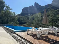 Xiazhi Homestay - Uima-altaat