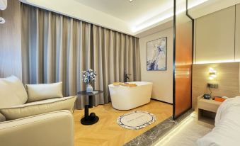 Yunjin Smart Cinema Hotel