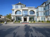 大理泊野設計師海景民宿(洱海小普陀店) 洱海附近的飯店
