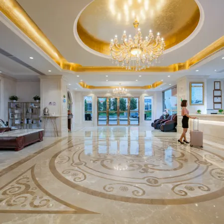 Vienna Classic Hotel (Yunfu Hekou)