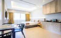 Coconut Village Resort Phuket - Balkon