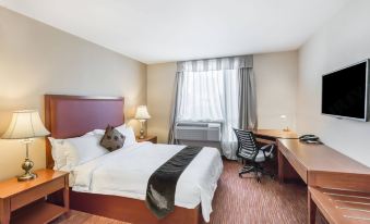 Ramada by Wyndham Flushing Queens