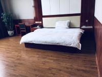 OYO格尔木龙鹏宾馆 - 标准大床房