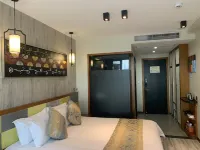 Xianju Xingfuli Hotel - bar